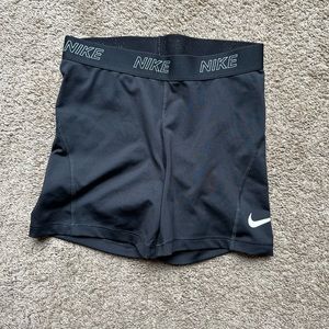 Barely used Nike workout shorts